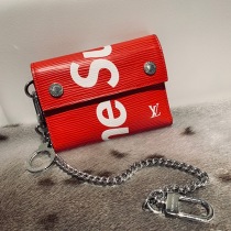 ルイヴィトン シュプリーム コピー チェーンウォレット 二つ折り財布（小銭入れあり） vuu62986