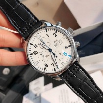 日本未入荷IWC パイロットウォッチクロノグラフ レーシング スーパーコピー iwf61652