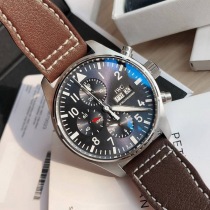 入手困難IWC コピー パイロットウォッチクロノグラフ レーシング iwg74018
