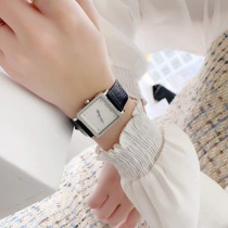 高品質♪♪♪ルイヴィトン 時計 ダイヤモンドベゼル レディース コピー 30mm vui56072