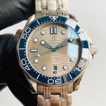 ★日本!!人気！オメガ コピー シーマスター ダイバー300 コーアクシャル マスタークロノメーター 2色 omg52758