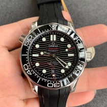 日本未入荷オメガ シーマスター 偽物 ダイバー300 コーアクシャル マスタークロノメーター omo70452