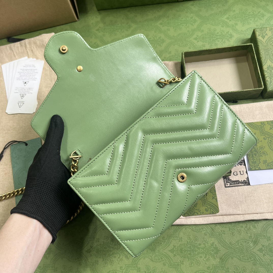 グッチ マーモント偽物 グリーン コレクション キルティング ミニバッグ474575-2高い品質