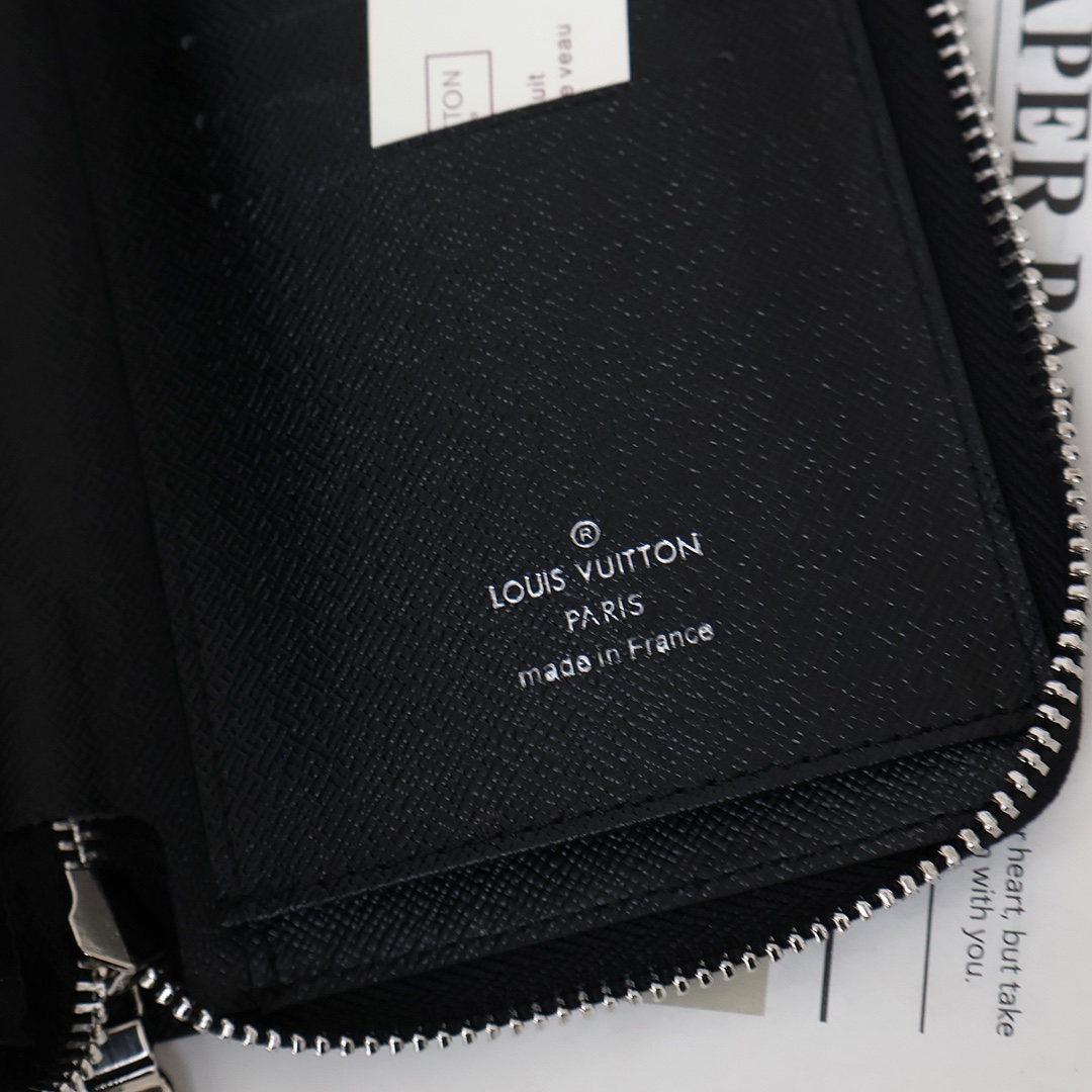 2023ルイ・ヴィトンコピー YK マルチプル偽物 ウォレット LV60017代引きを販売