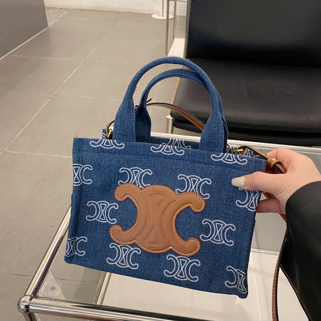 2023新作セリーヌスーパーコピーN級品 デニム生地 刺繍バッグ 136606激安送料無料