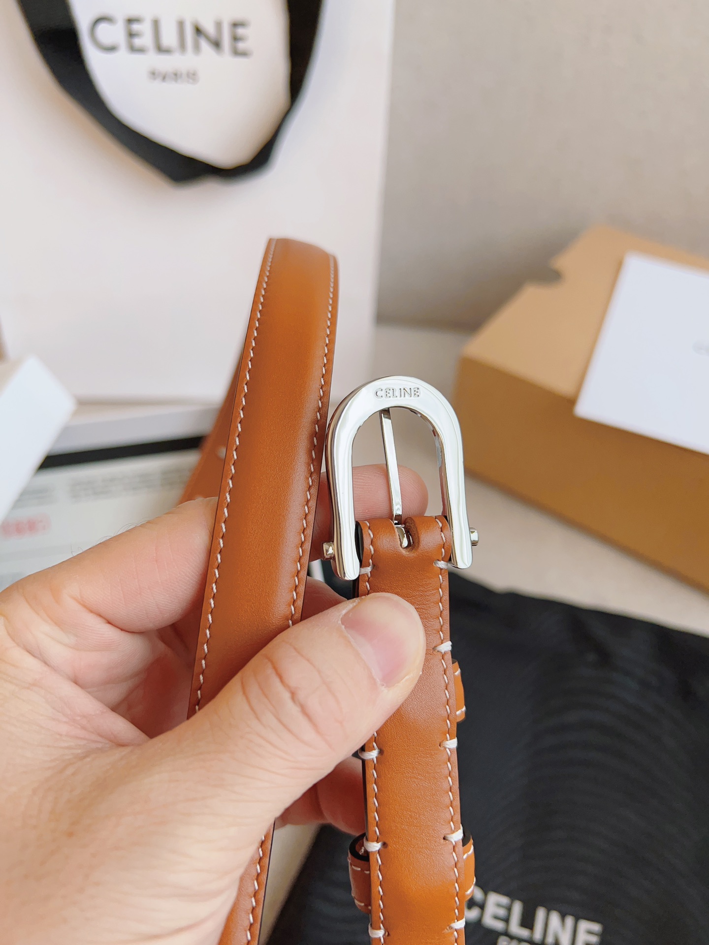 セリーヌブランドコピー通販のレディースベルト 137367N級品