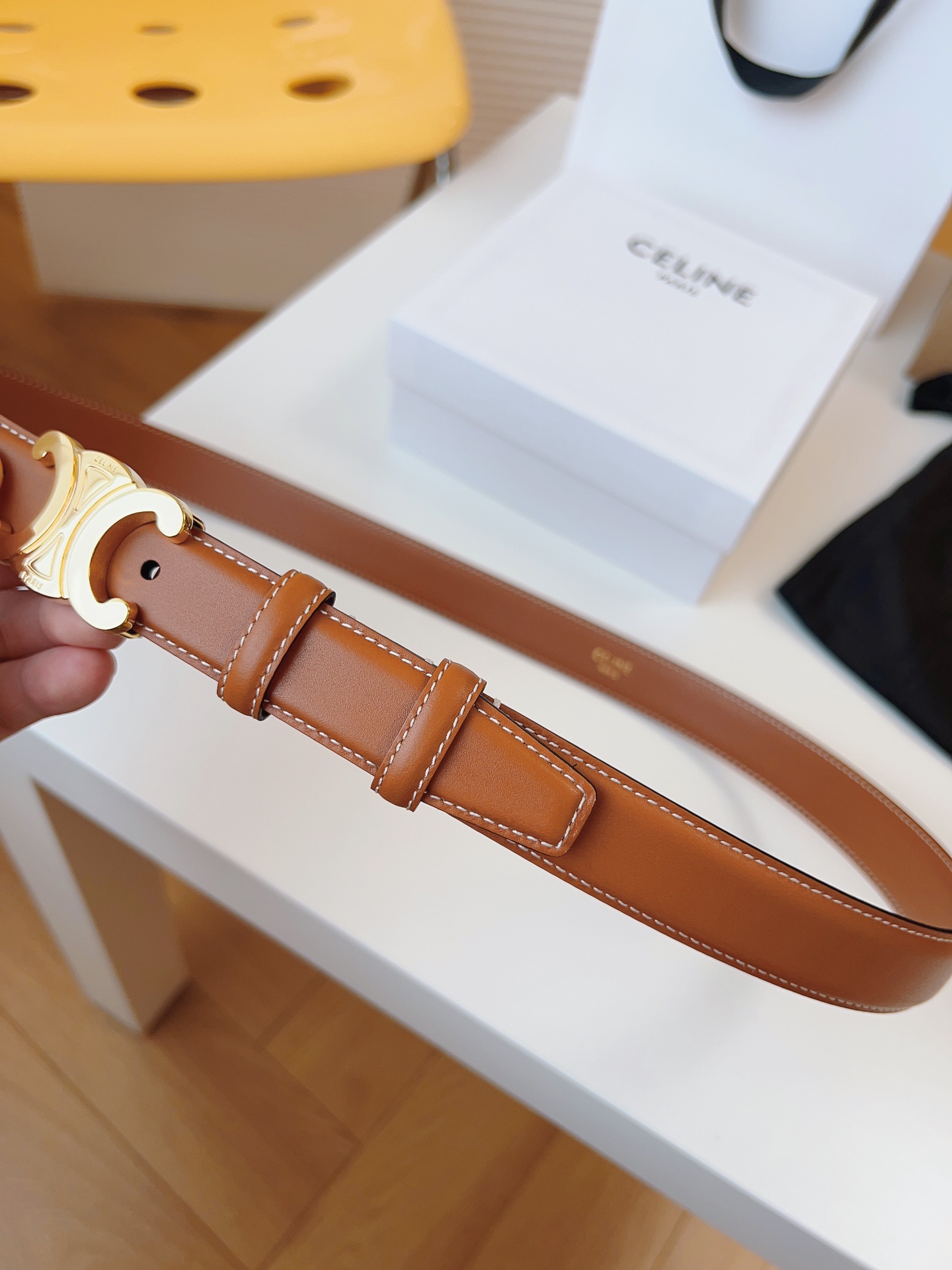 セリーヌ 女性のベルトスーパーコピーN級品通販 137373高い品質