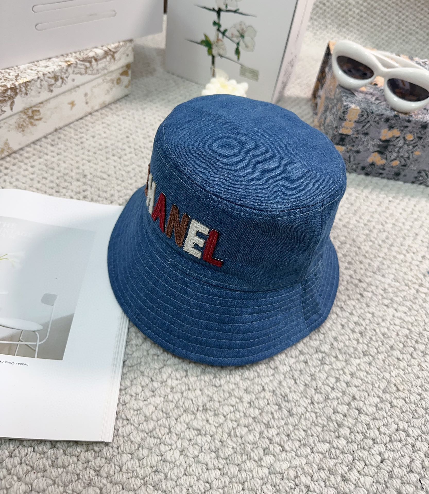 シャネルコピーN級品 23A バケット偽物ハット 217697高い品質