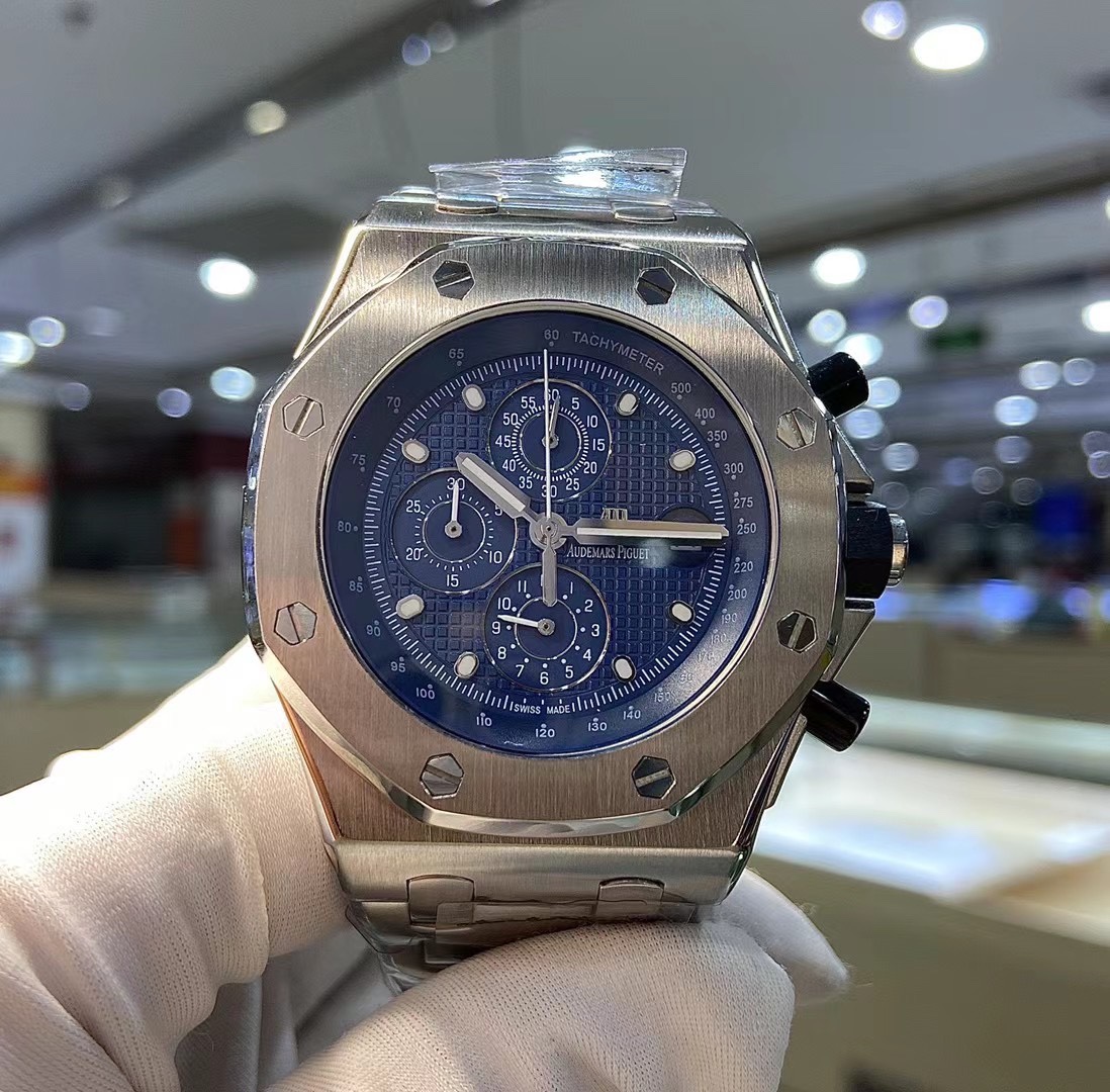 高品質スーパーコピーオーデマピゲ時計 ロイヤル オーク オフショア 26470ST.OO.A101CR.01通販