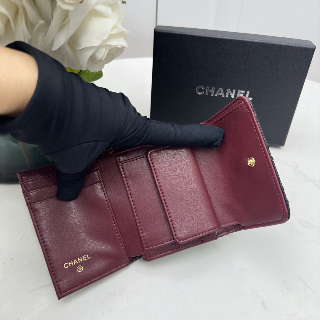 新品シャネルスーパーコピー通販 ショート三つ折り財布 350873N級品