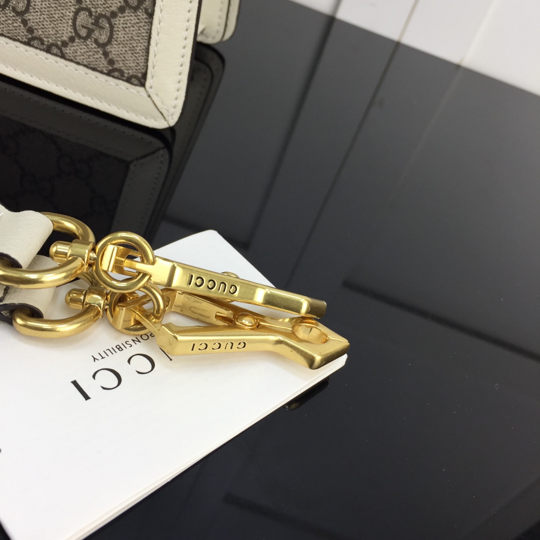 グッチの実写真バッグコピーN級品 476541最高級