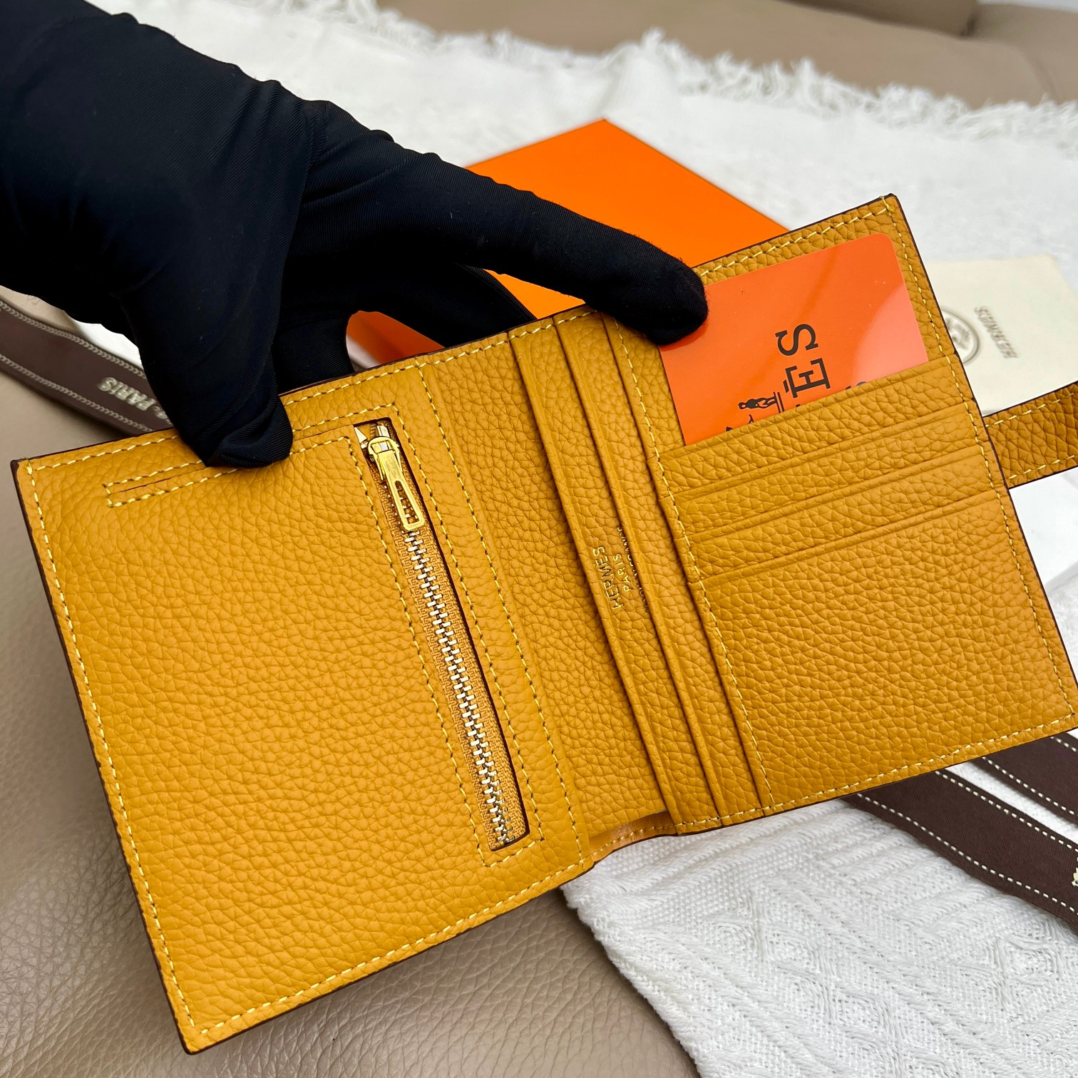エルメススーパーコピー短財布 ゴールドバックル ライチ柄 5120-1人気