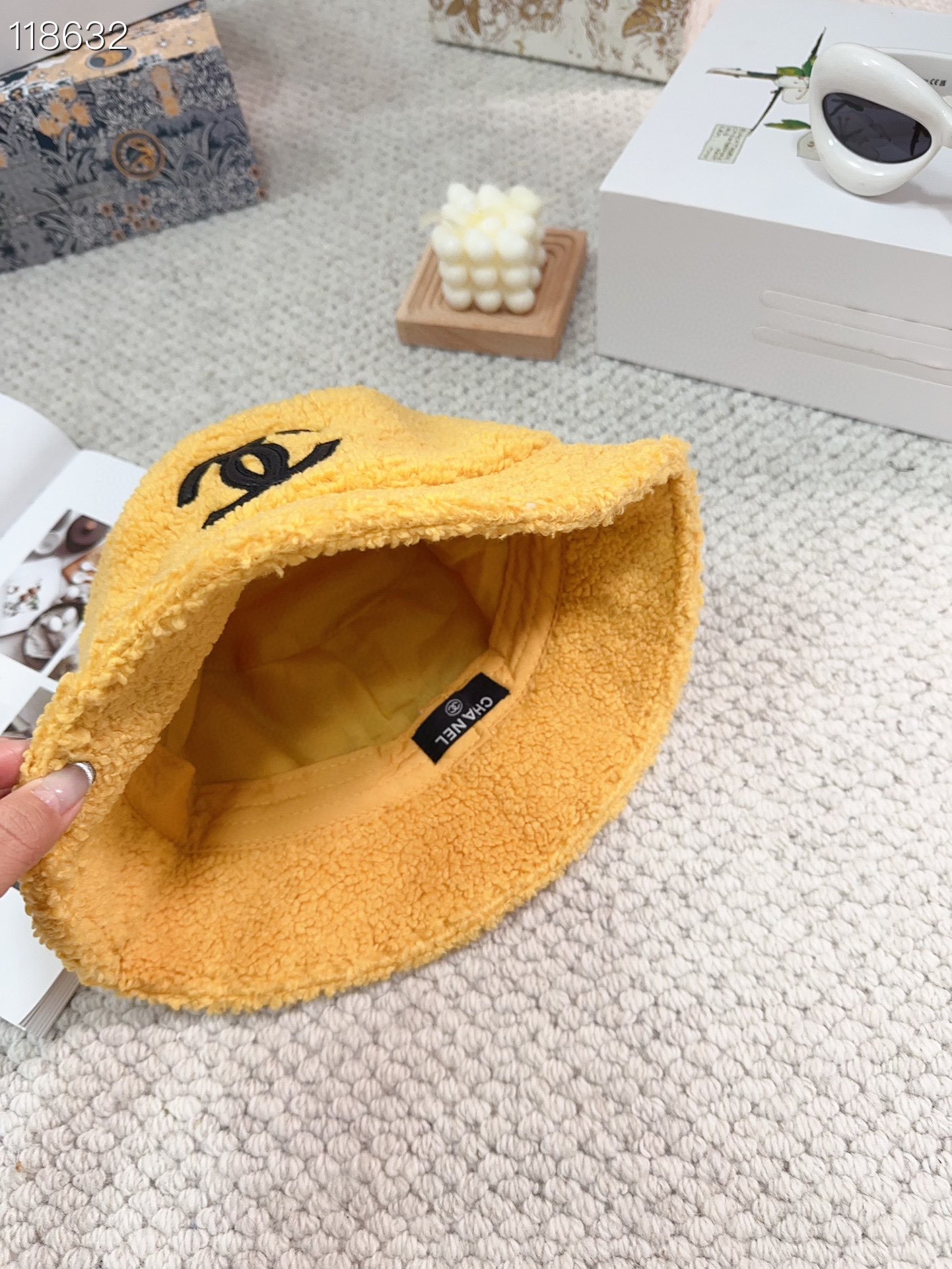 人気のシャネルスーパーコピーバケット偽物ハット CH216014-2N級品