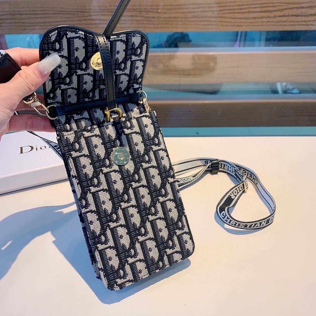 ディオールスーパーコピーの新作携帯電話メッセンジャーバッグ DO32400最高級