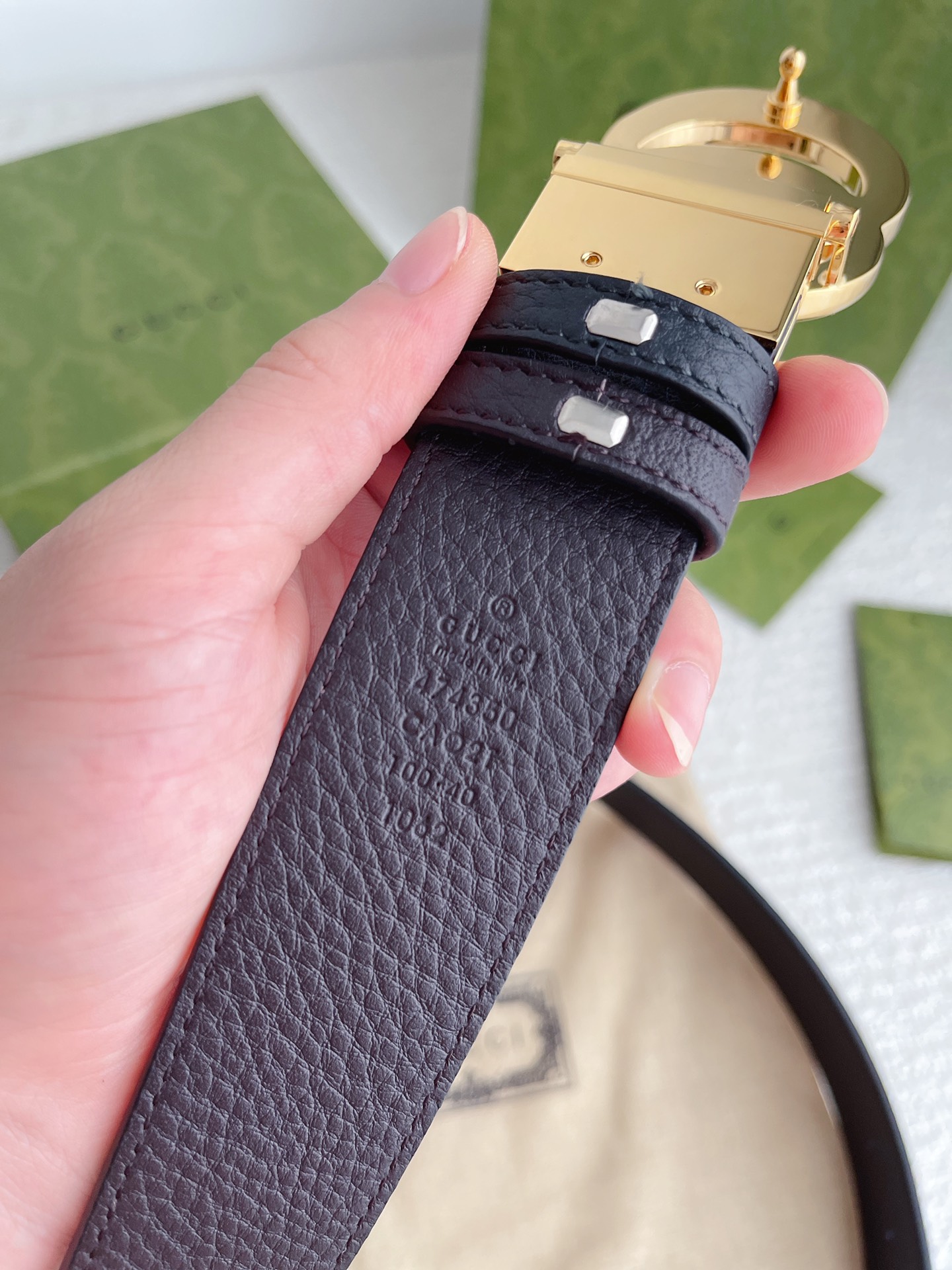 高品質スーパーコピーグッチ 両面レザーベルト G136526N級品