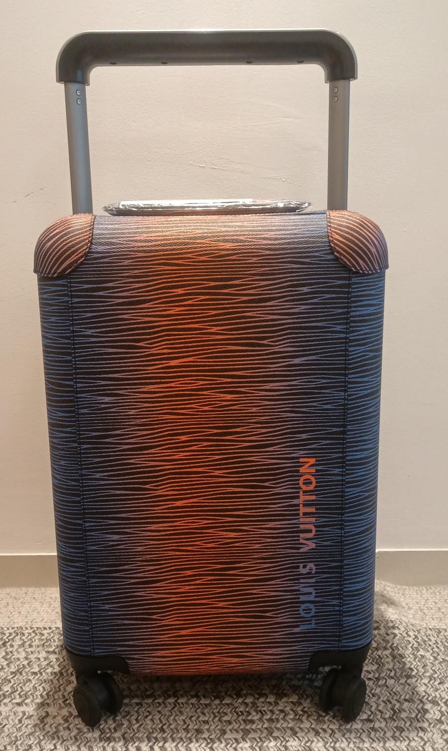ルイ・ヴィトンスーパーコピーN級品 ホライズン トロリーケース LV136709