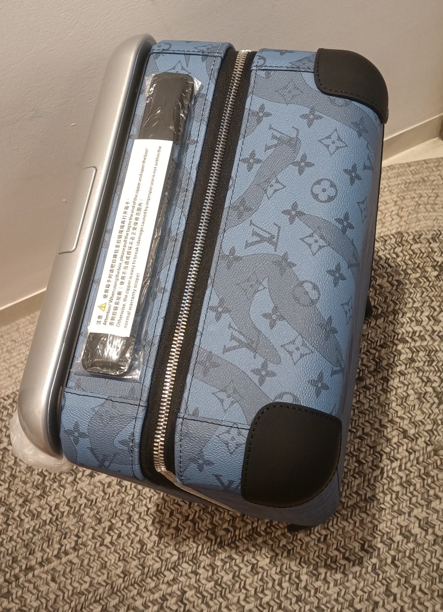 人気ブランドルイ・ヴィトンコピー ホライズン トロリーケース LV136711-1通販
