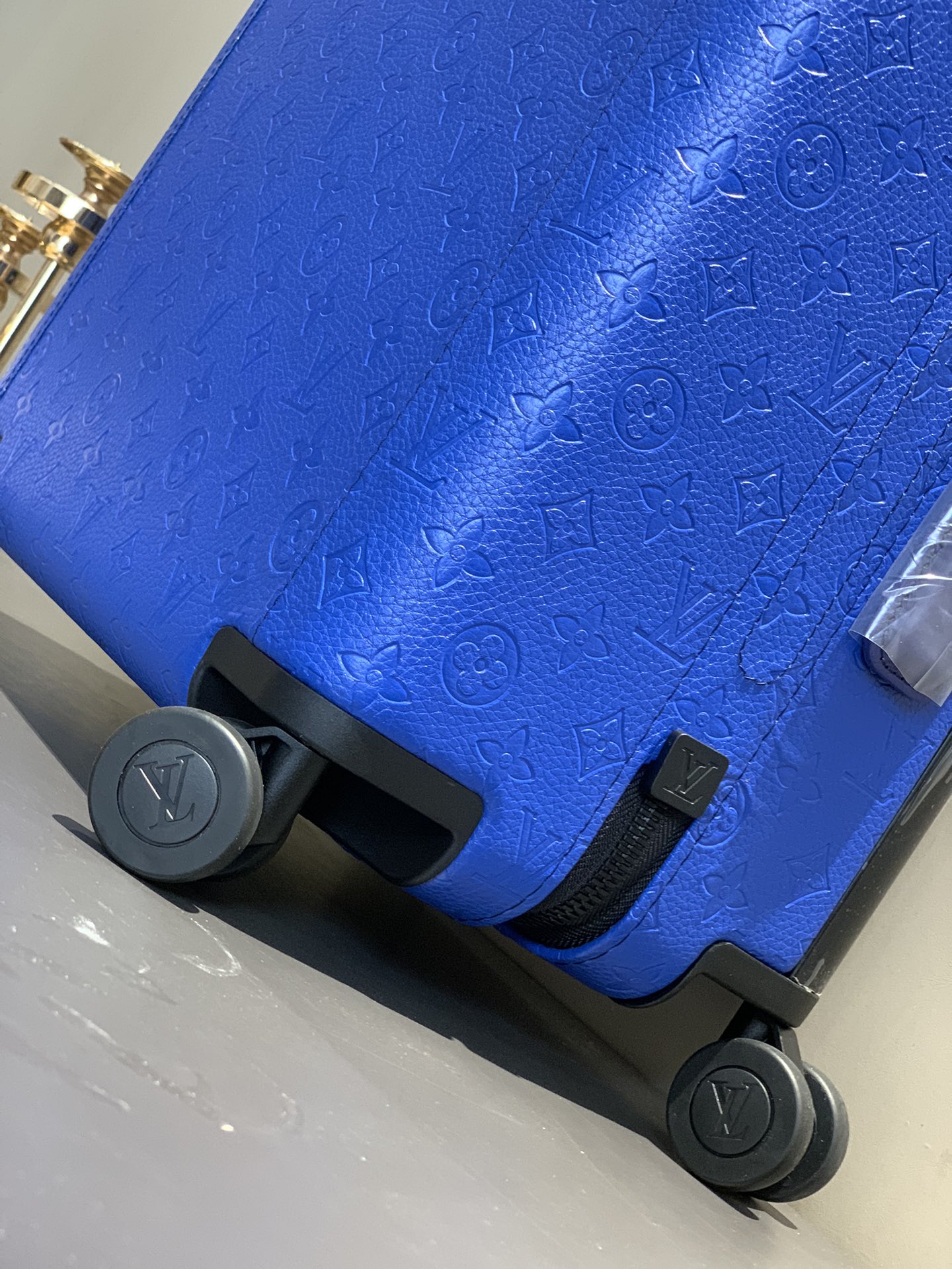 2023ルイ・ヴィトンスーパーコピー ホライズン 4輪トロリーケース 55cm LV136712高い品質