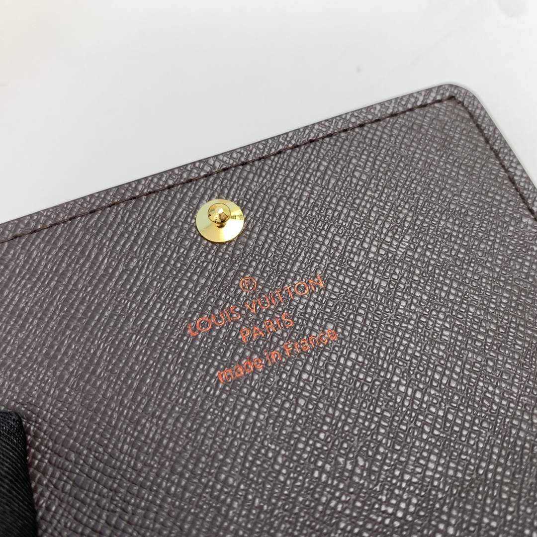 ルイ・ヴィトンスーパーコピーの絶妙なキーバッグ M62630-3最高級