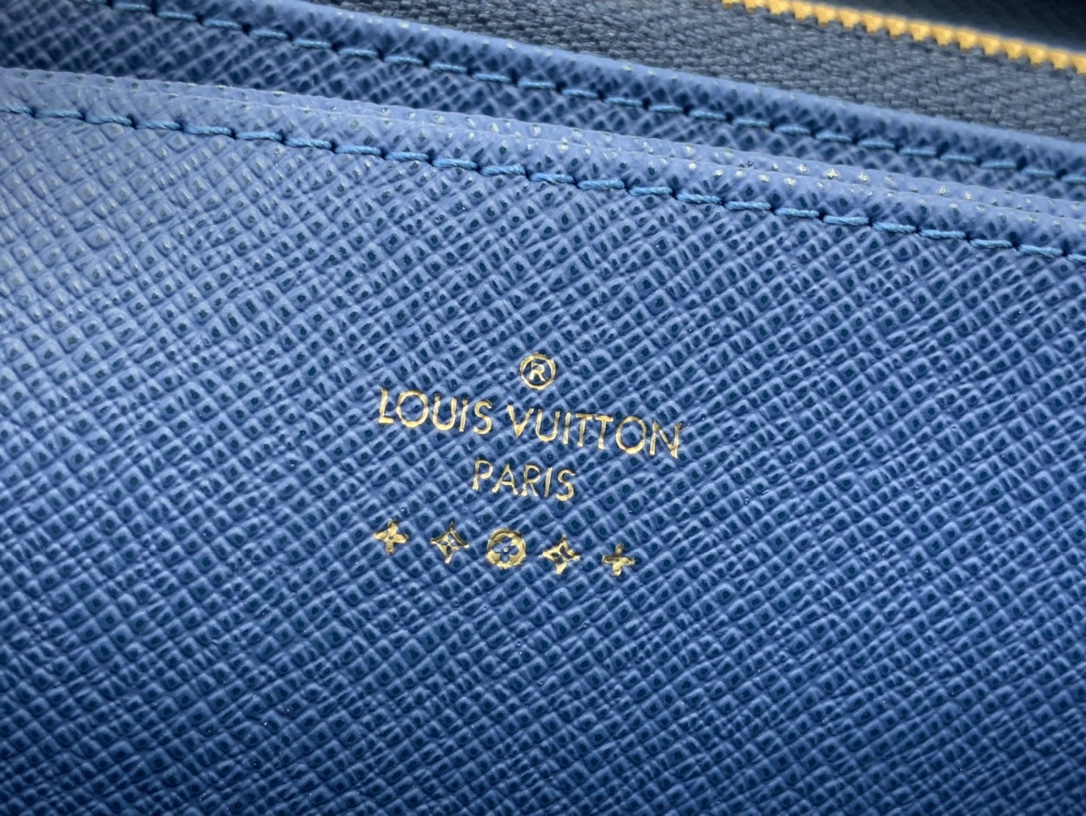 ルイ・ヴィトンスーパーコピー財布 ジッピーウォレット ブルーデニム M82958代引きを販売