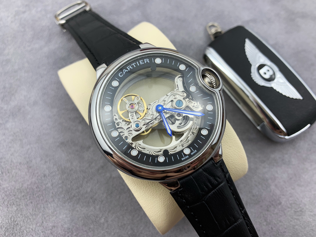 2023 カルティエスーパーコピー通販 ブルー バルーン シリーズ メンズ機械式時計 W101687通販