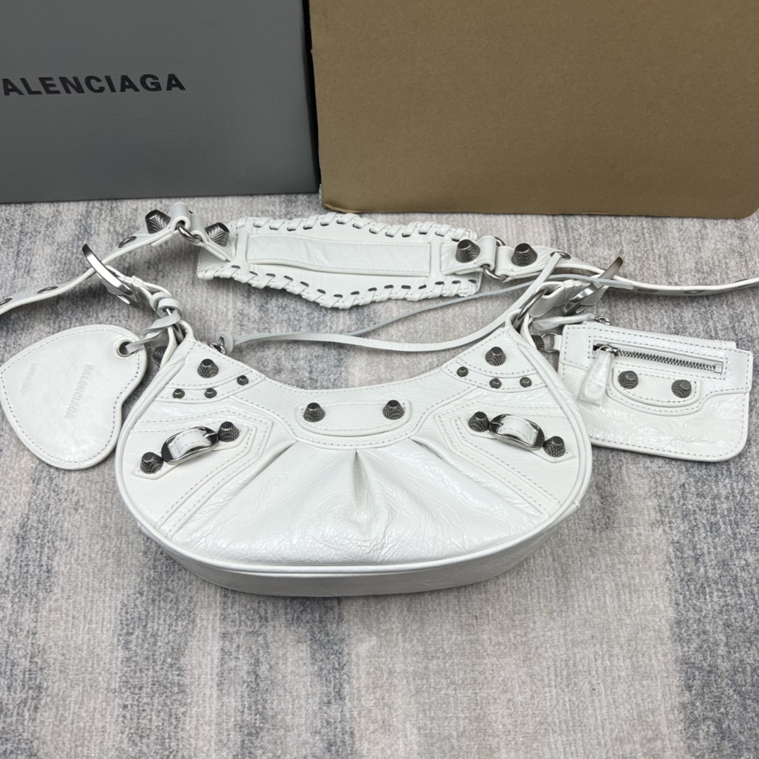 2023 バレンシアガコピー偽物 スモール ホワイト ダンプリング バッグ bar5234-1通販