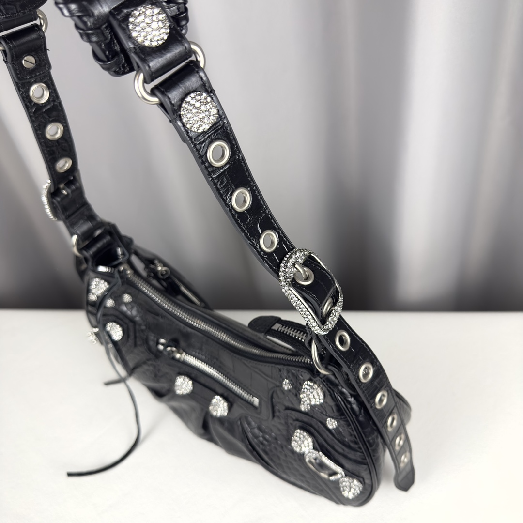 新作スーパーコピーバレンシアガ Le Cagole アンダーアーム バッグ bar92718-1激安送料無料