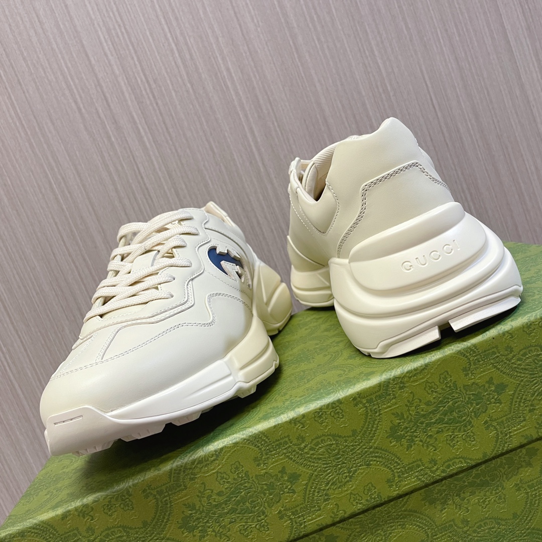 グッチのスーパーコピー新作靴カップルスタイルのパパシューズ gu87620-1代引きを販売
