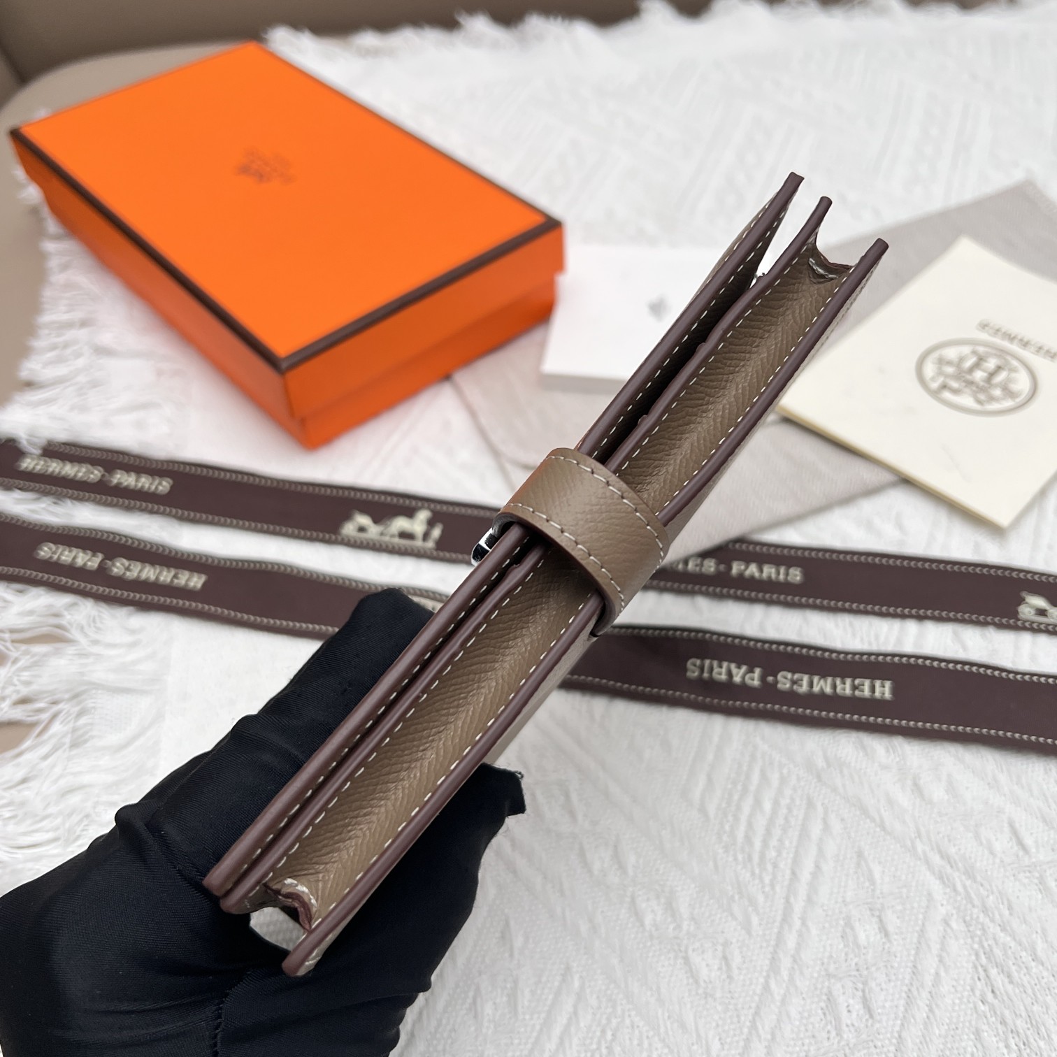エルメススーパーコピーN級品の新作レディース縦長財布 he5123最高級
