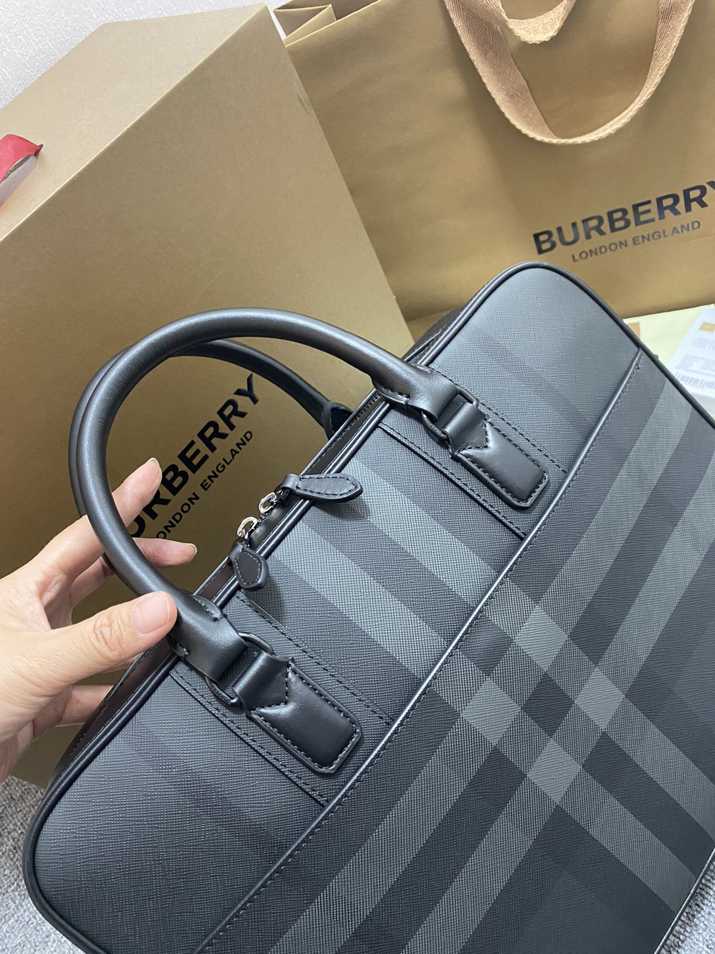 バーバリーブランド高品質メンズスーパーコピーブリーフケース 07722高い品質