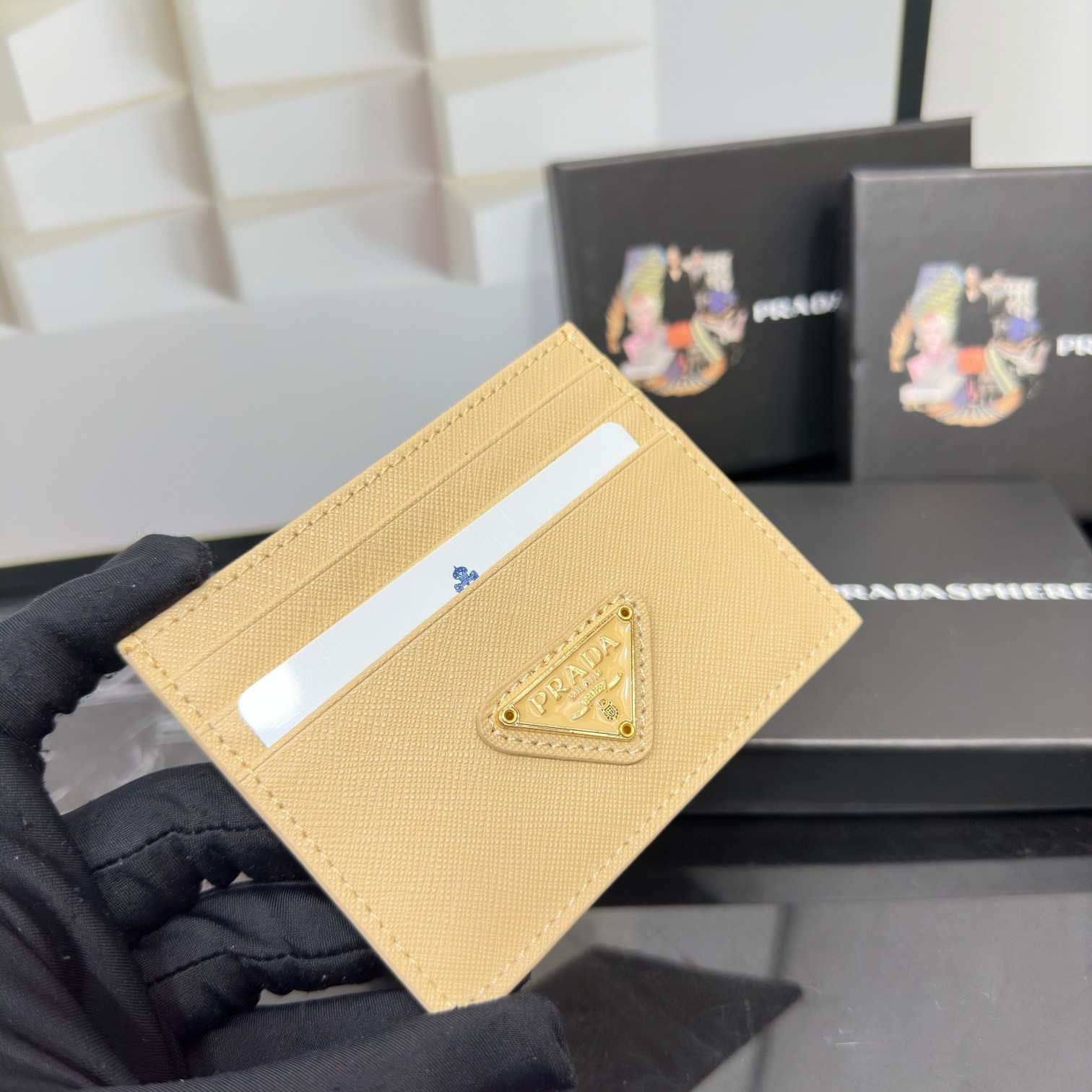 激安プラダ財布スーパーコピー 本革 カードホルダー 138553通販