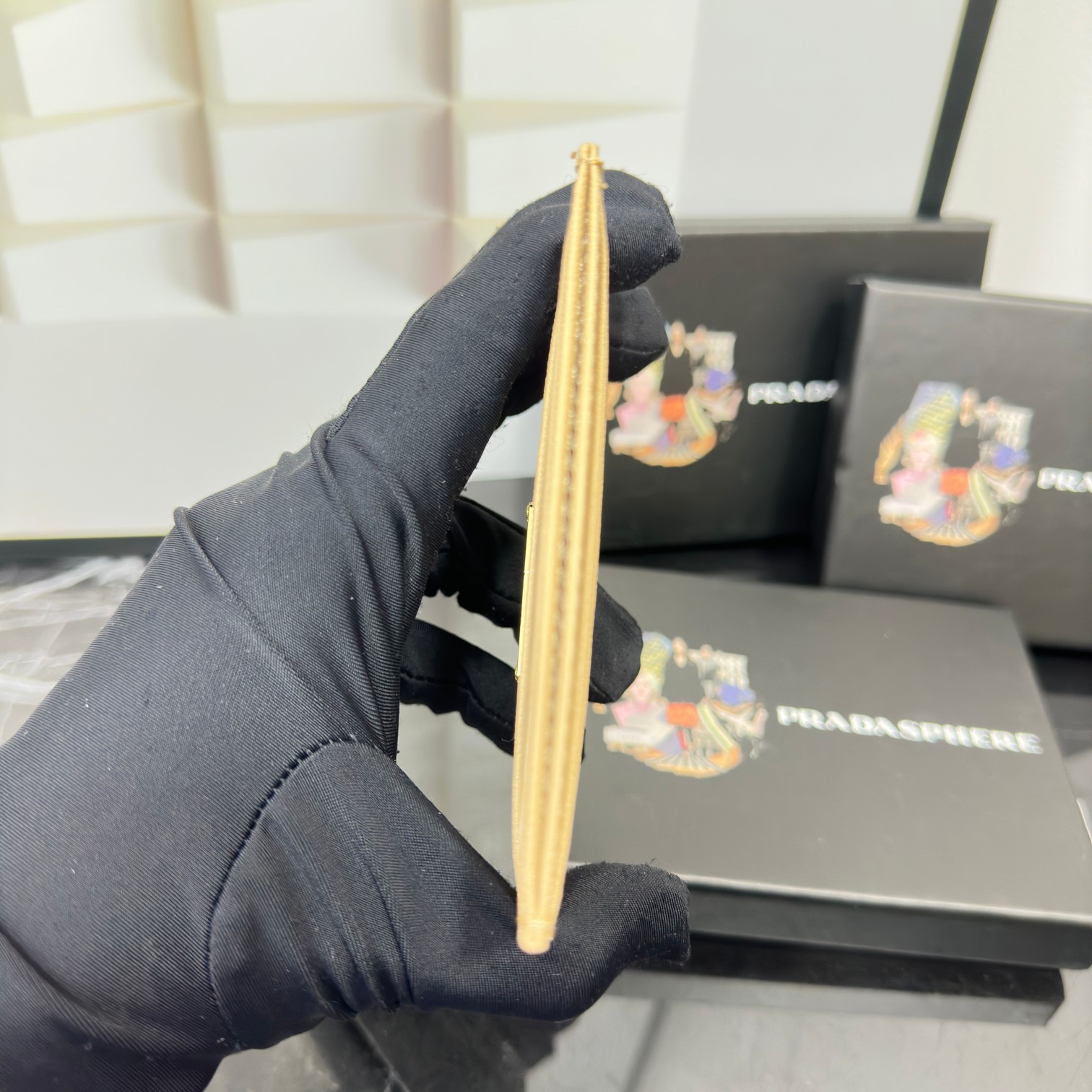 激安プラダ財布スーパーコピー 本革 カードホルダー 138553高い品質
