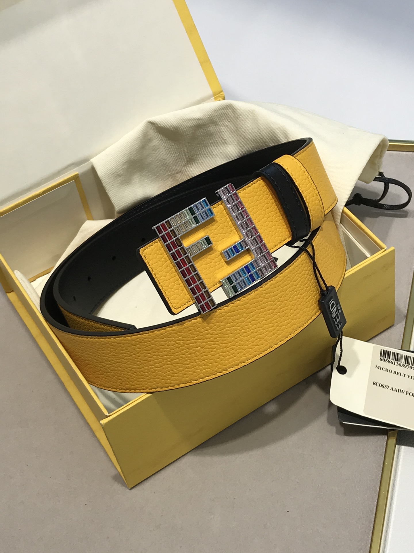 新款フェンディスーパーコピーロゴスタイルベルト 139053品質保証
