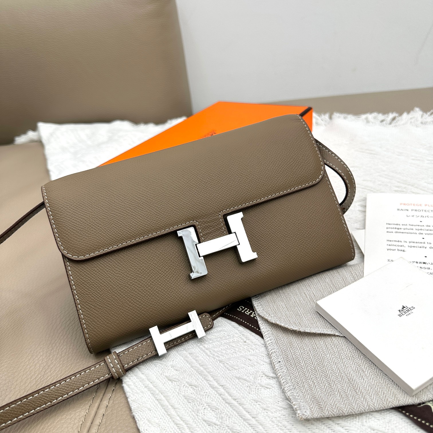 新品ブランドエルメスバッグコピー シルバーバックル 139799