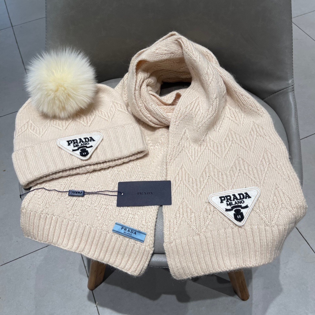 プラダ 人気帽子コピーとスカーフのツーピースセット 14099N級品