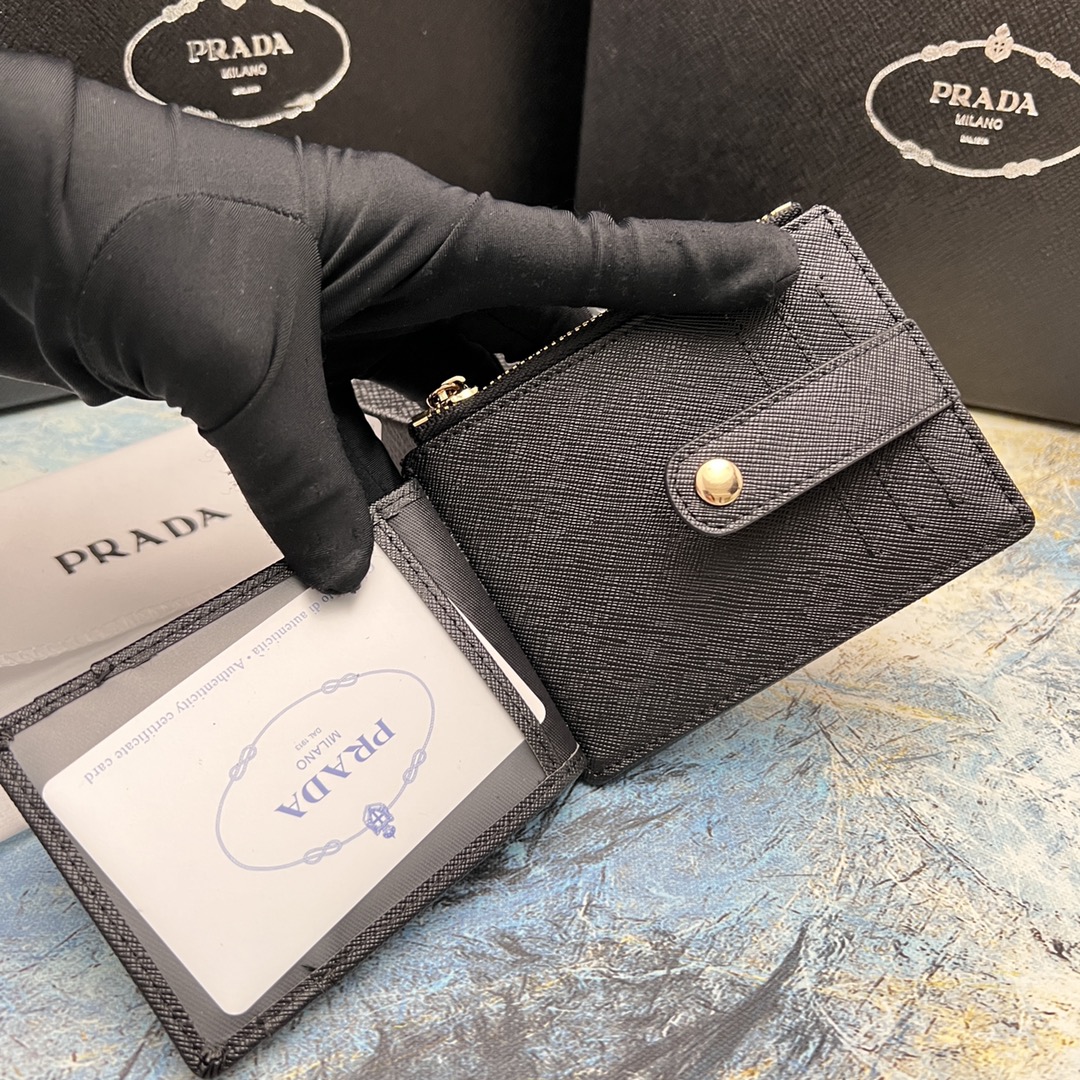 激安プラダ IDカードホルダー女性スーパーコピー財布 142466最高級