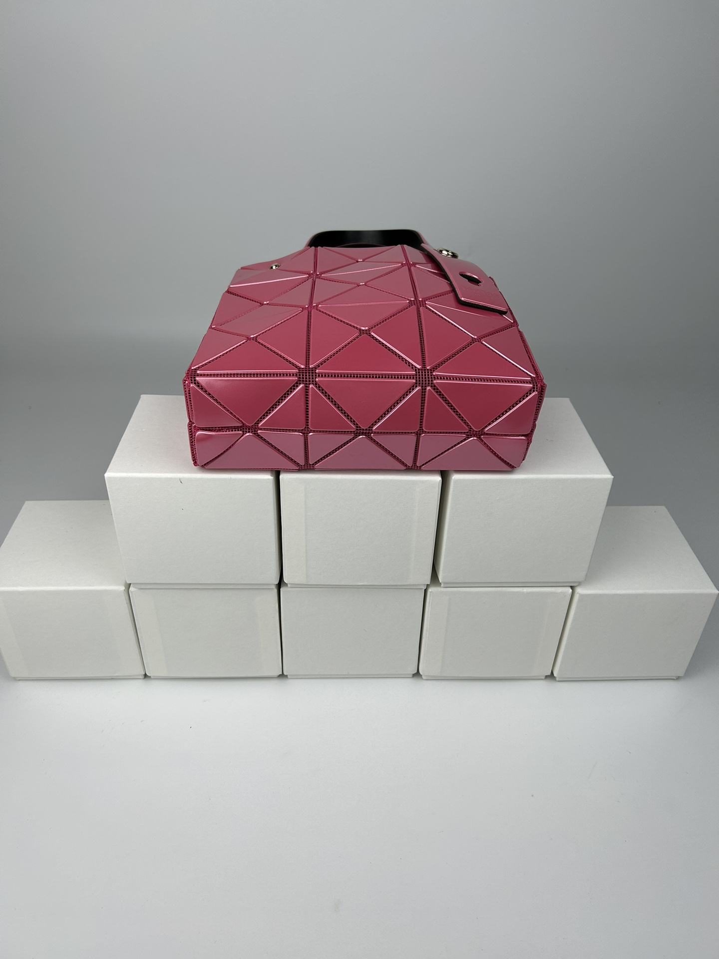 大人気新作のスーパーコピーバッグBAOBAO「CARAT」シリーズ 143355代引きを販売