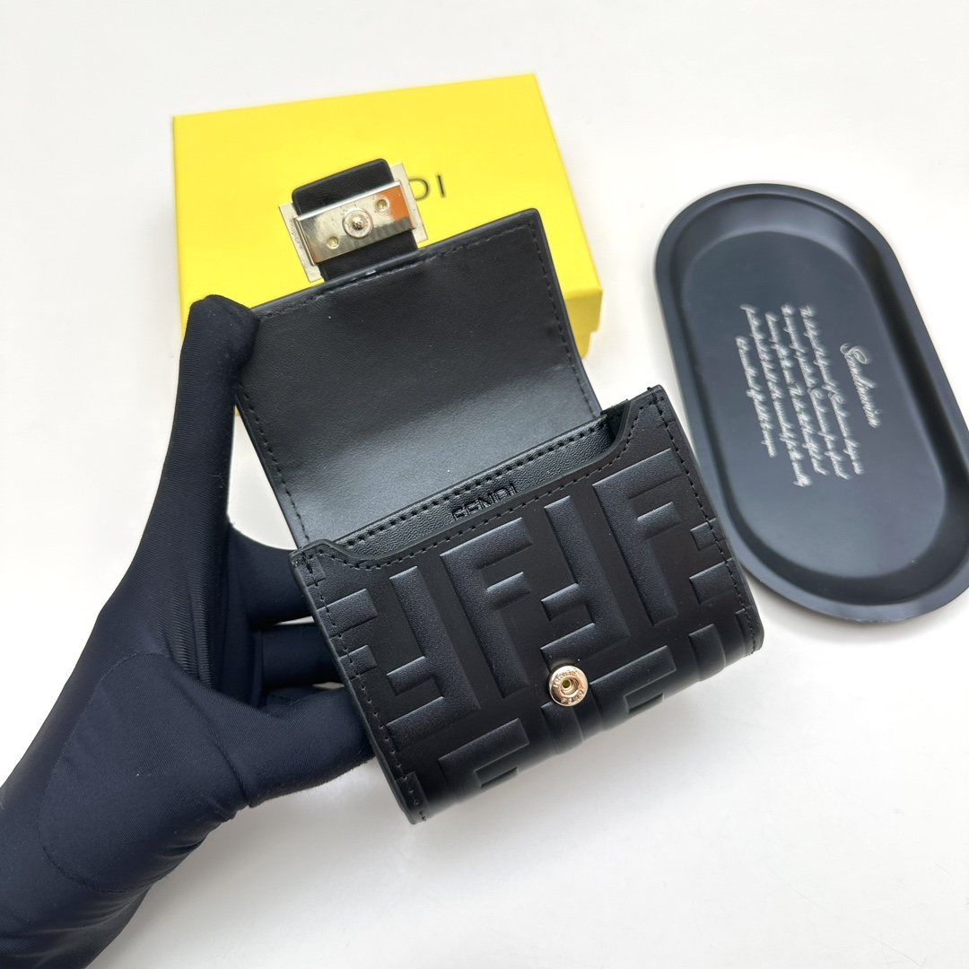 最高品質ブランド フェンディ ブラックコピー財布 143668N級品