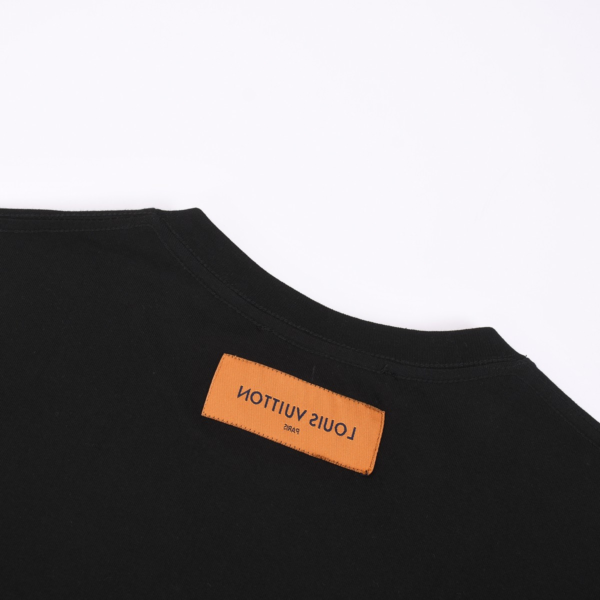 人気ブランドルイ・ヴィトンコピー半袖Tシャツ 153496代引きを販売