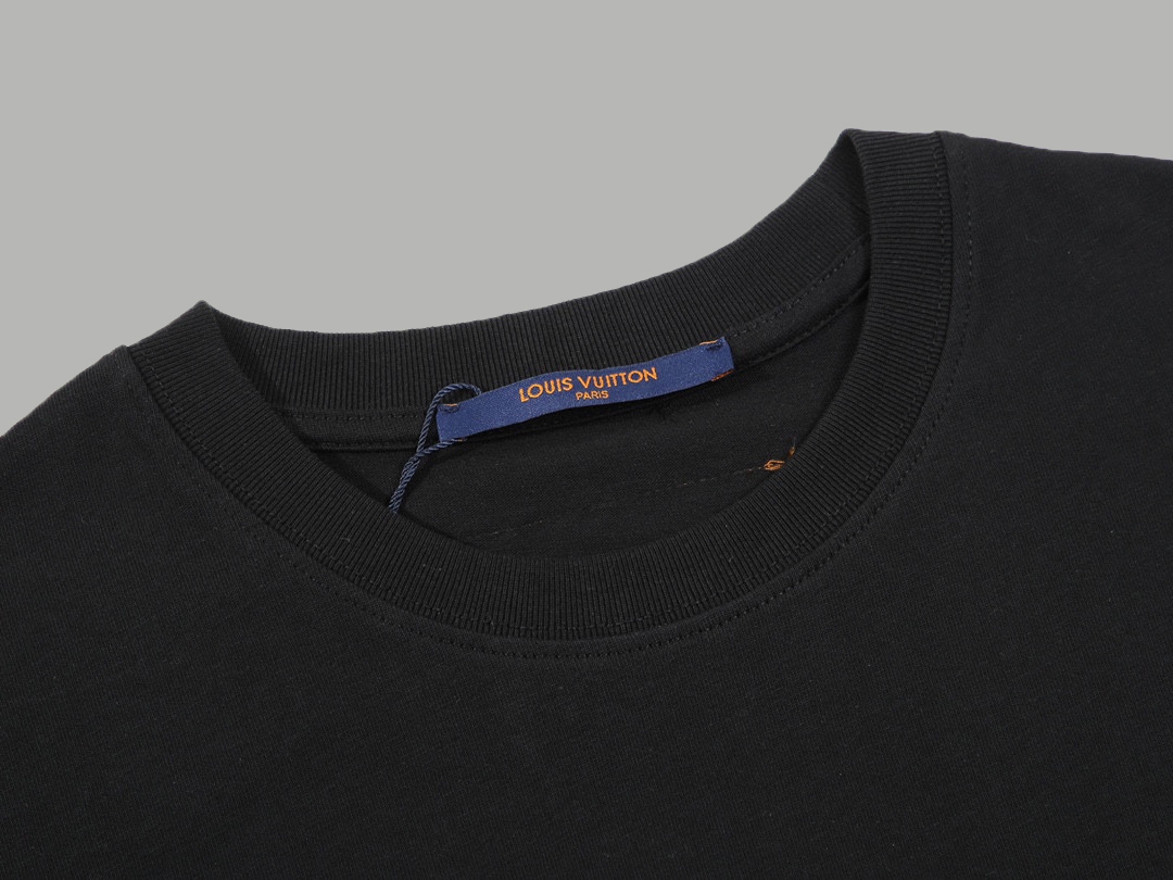 ルイ・ヴィトン2024スリーフラワー フェードロゴプリントコピー半袖Tシャツ 236093人気