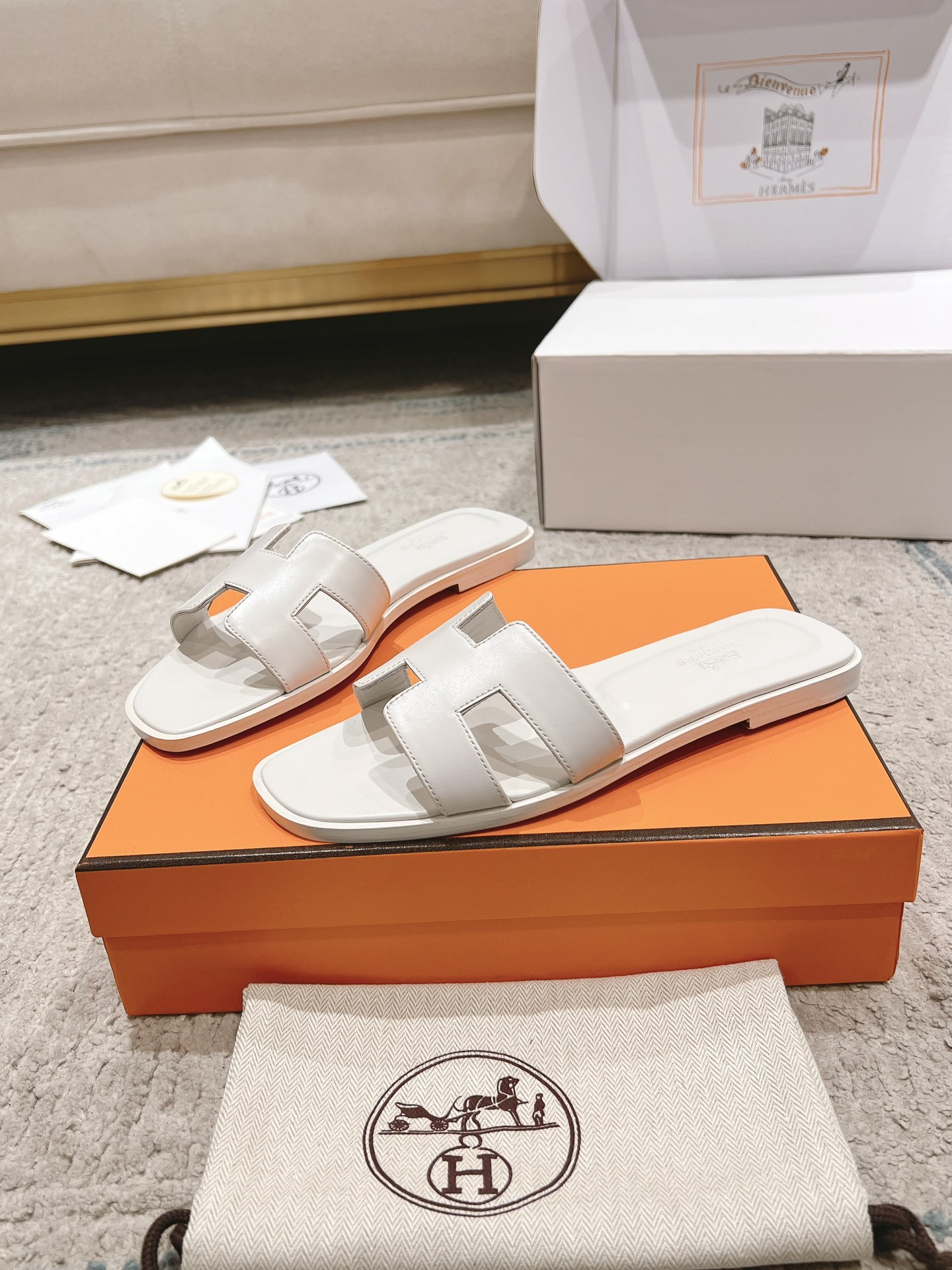 春夏のエルメスクラシックなハンドメイドスリッパスーパーコピーN級品通販 248642最高級
