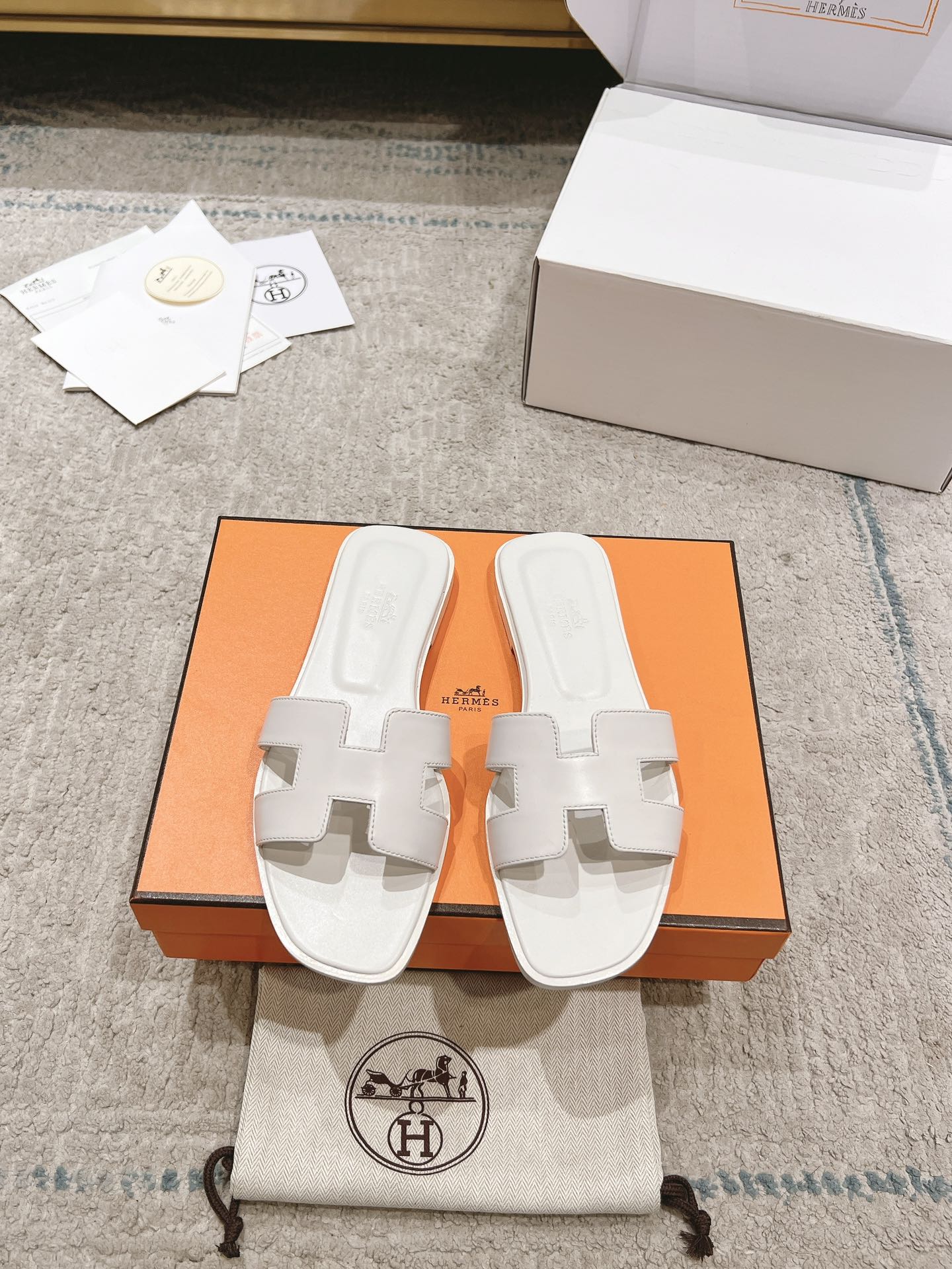 春夏のエルメスクラシックなハンドメイドスリッパスーパーコピーN級品通販 248642