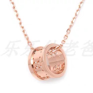 グッチコピー偽物レディース 18K イエロー ローズ ゴールドネックレス 272680人気