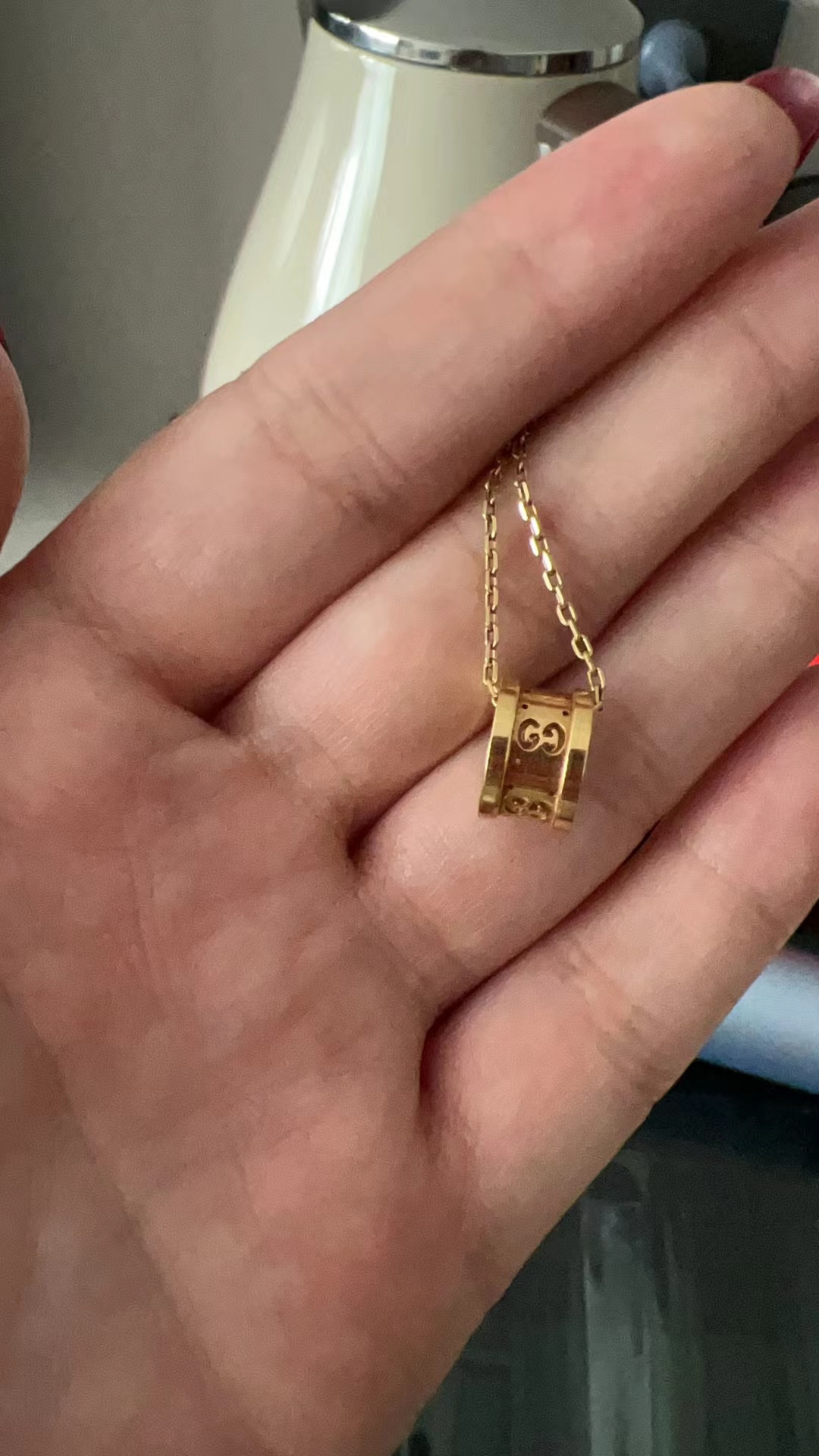 グッチコピー偽物レディース 18K イエロー ローズ ゴールドネックレス 272680代引きを販売