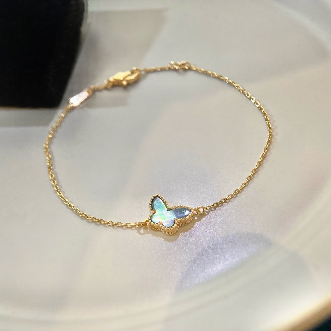大人気のヴァンクリーフジュエリー偽物ブレスレット バタフライ 276730通販