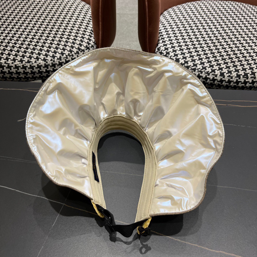 ルイ・ヴィトンスーパーコピーの夏用大きなつばの偽物サンハット 2860代引きを販売