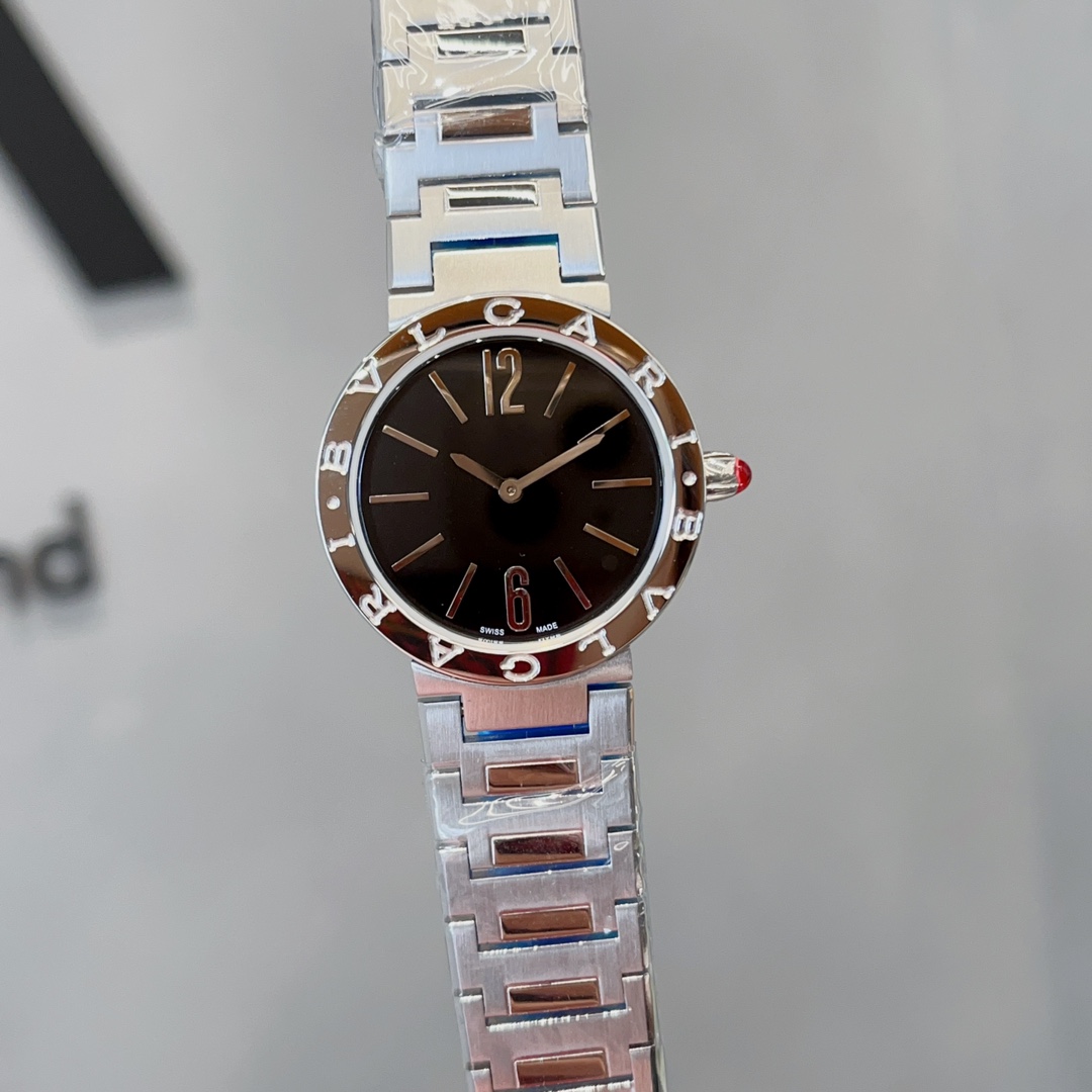 ブルガリの新しいスタイル 女性 クォーツコピー時計 310089高い品質