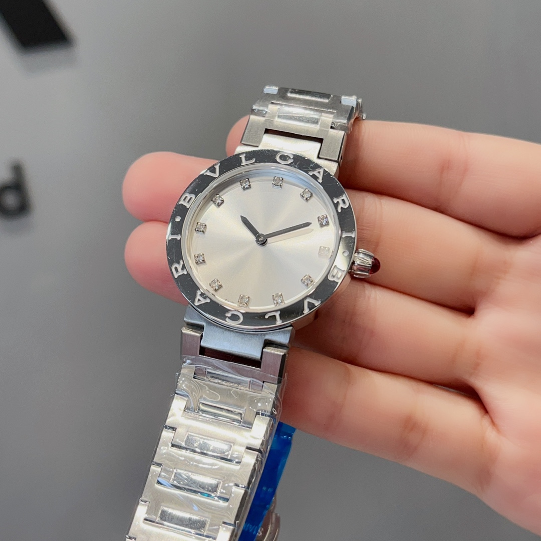 ブルガリの新しいスタイル 女性 クォーツコピー時計 310089代引きを販売