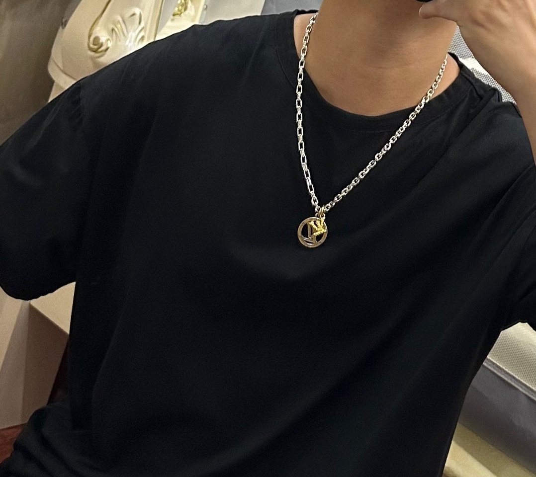 ルイ・ヴィトンスーパーコピージュエリー新品ヴィンテージ シルバーネックレス 327776品質保証