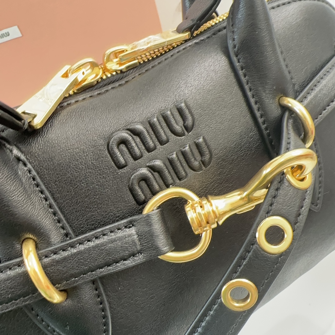新品ミュウミュウ アバンチュール ナッパレザー ハンドバッグコピー 5BB168高い品質